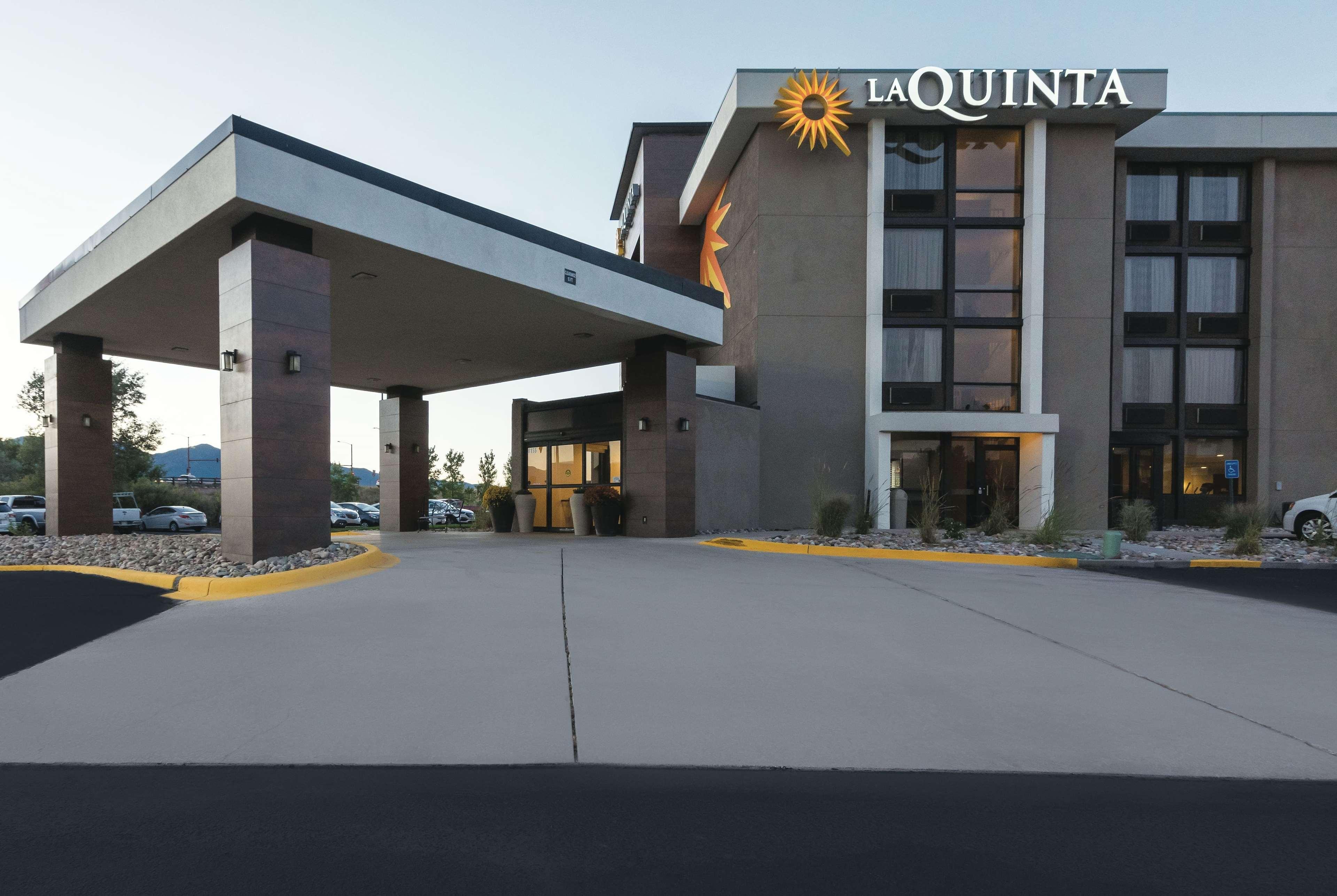 La Quinta By Wyndham Colorado Springs North Hotell Exteriör bild